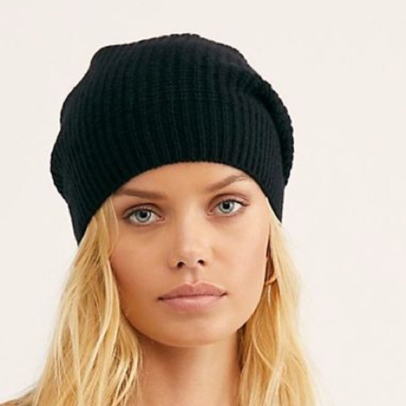 Free People Accessories - Last one! Free People Dreamland knit beanie